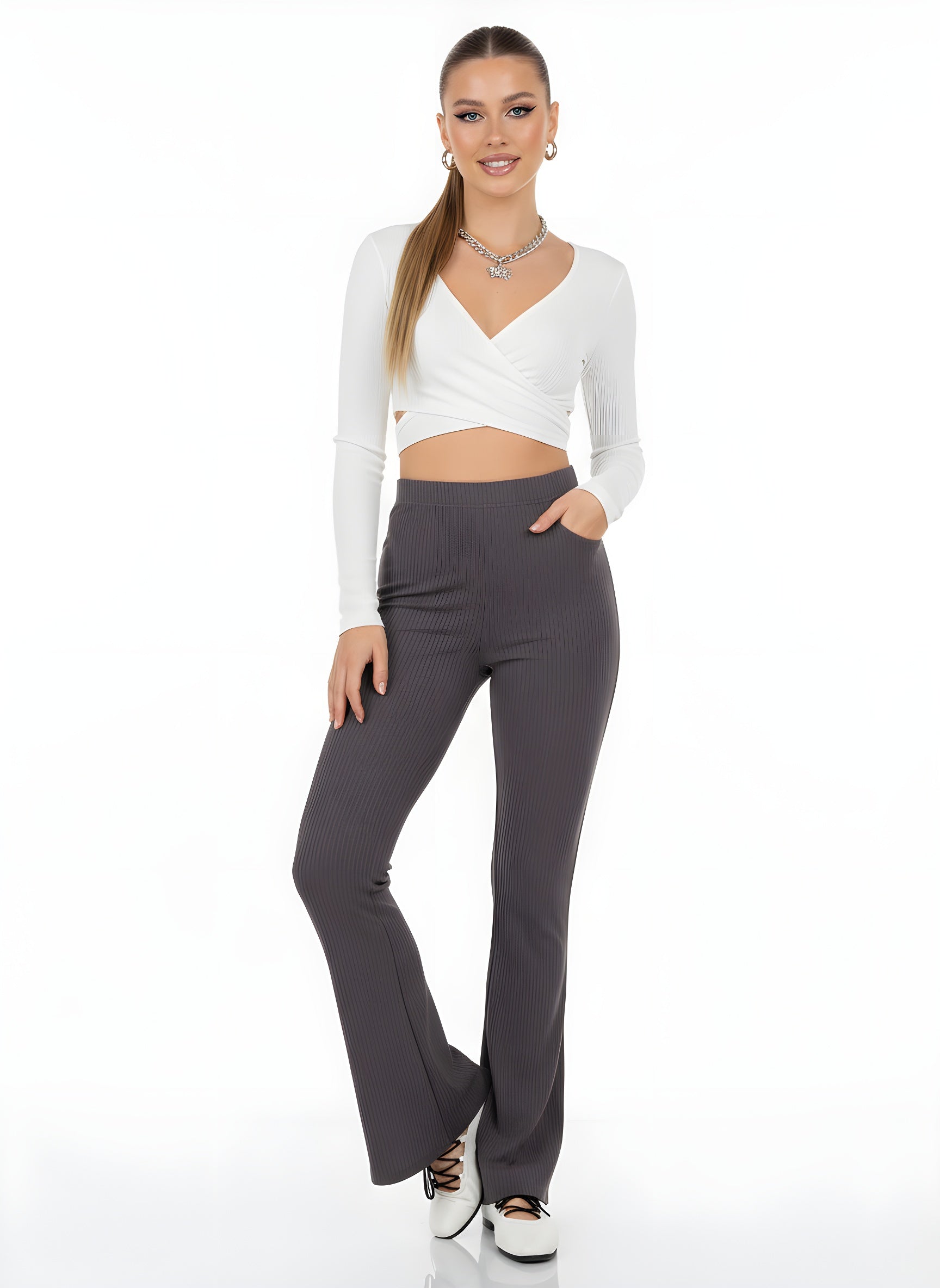 Ribbed Flared Workout Pants
